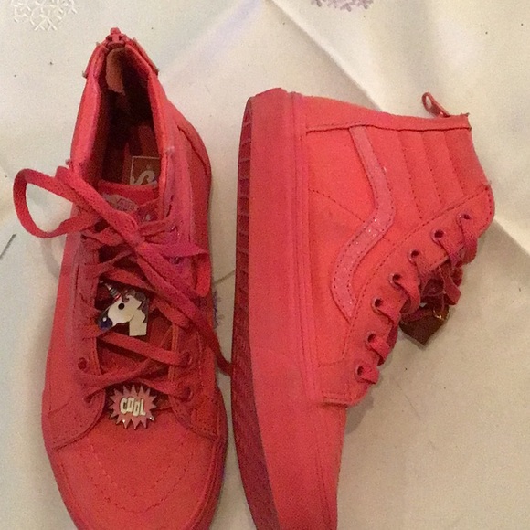 Girls Vans High Top Sneakers - Picture 4 of 5